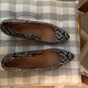 Vionic Snake-Print Pointed Toe Flats in Black and Gray
